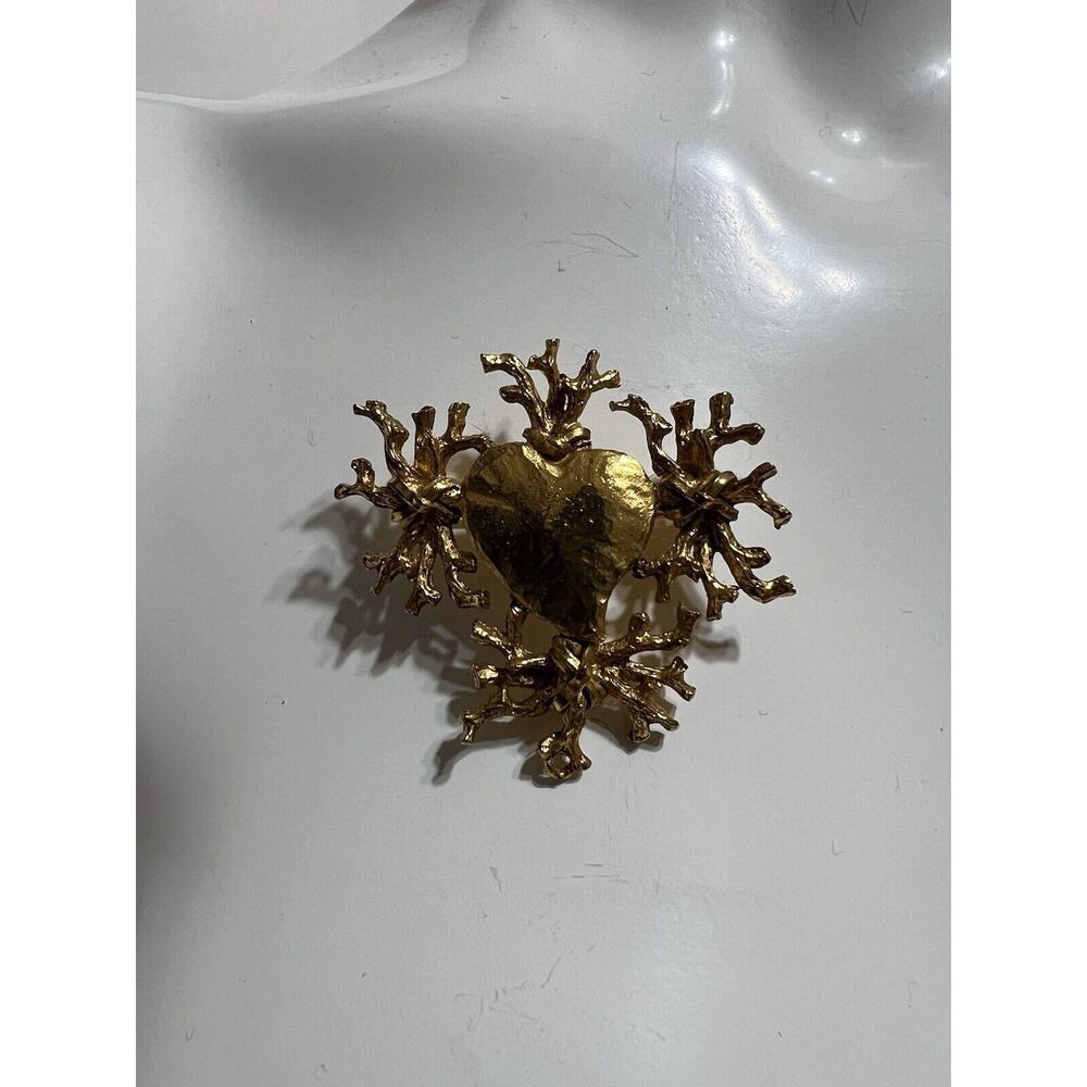 Vtg Christian Lacroix Gold Wreath Brooch